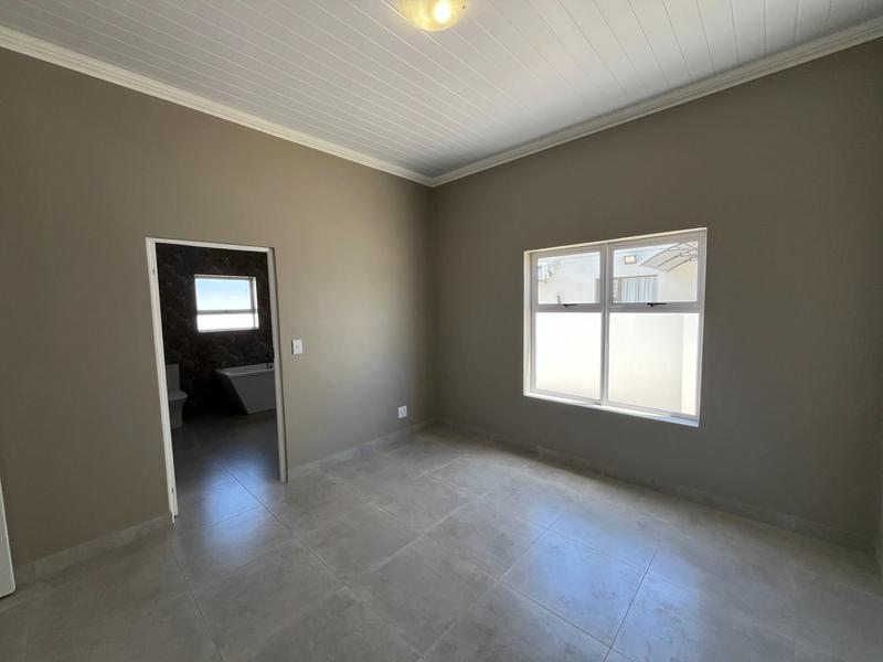 3 Bedroom Property for Sale in Velddrif Western Cape